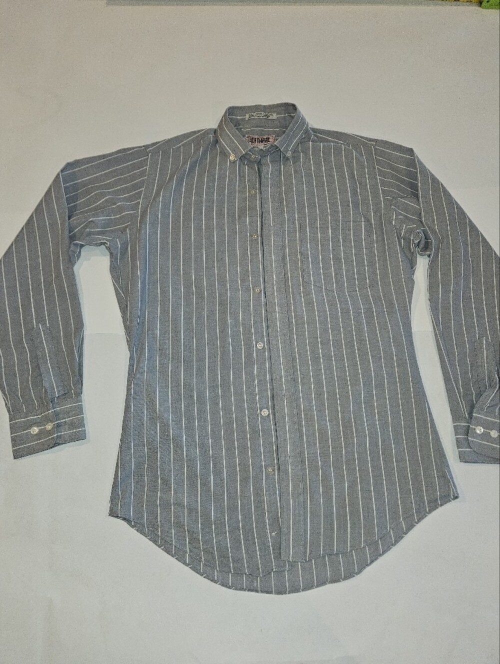 Men's Long-Sleeve Vertical Stripe Dress Shirt - Gray